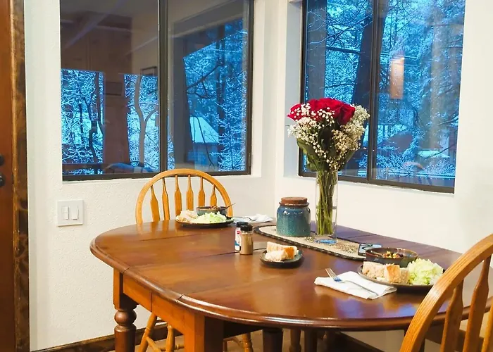 Peaceful Pines Villa Indian Pine